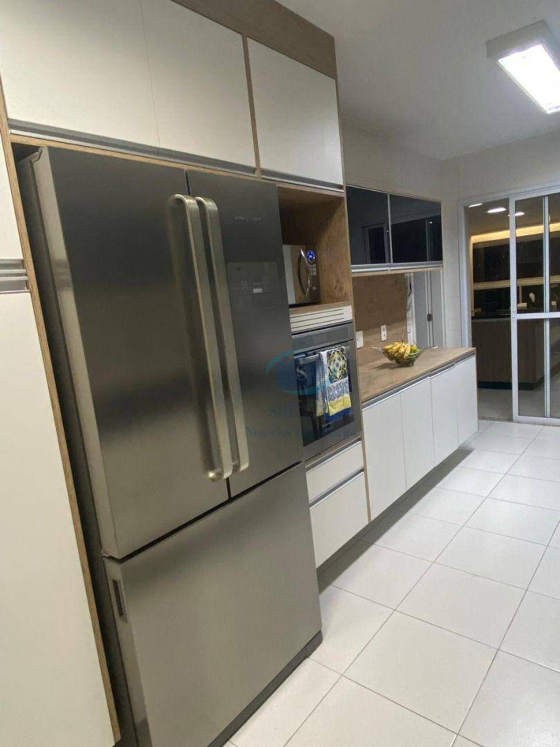 Apartamento à venda com 3 quartos, 265m² - Foto 31