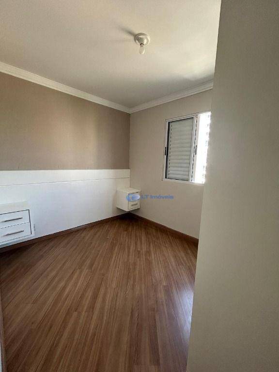 Apartamento para alugar com 2 quartos, 50m² - Foto 8