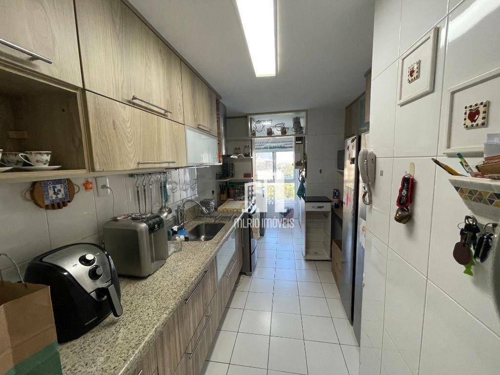 Apartamento à venda com 3 quartos, 99m² - Foto 6