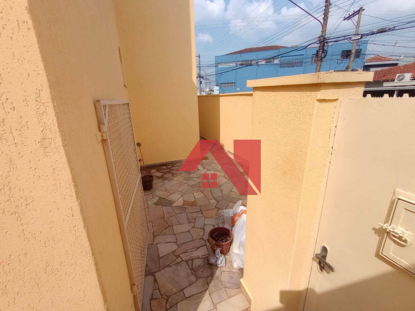 Sobrado à venda com 3 quartos, 220m² - Foto 38