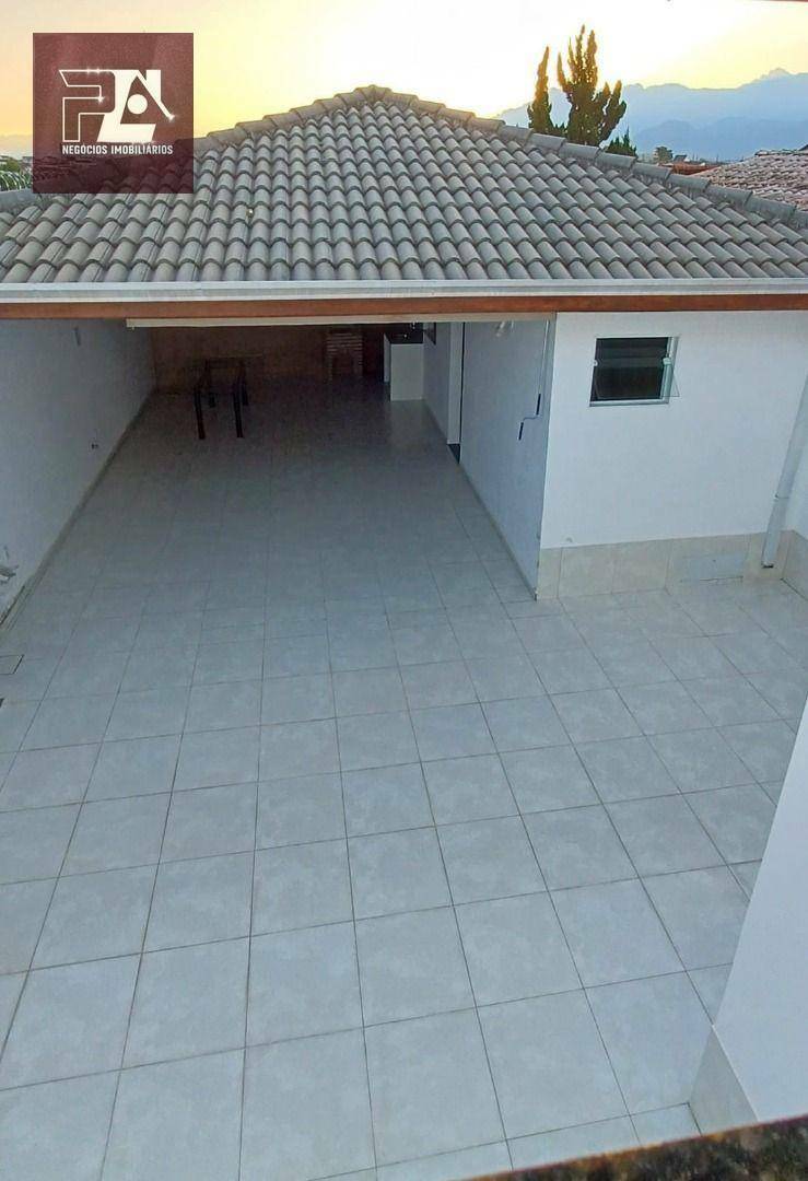 Casa à venda com 3 quartos, 340m² - Foto 13