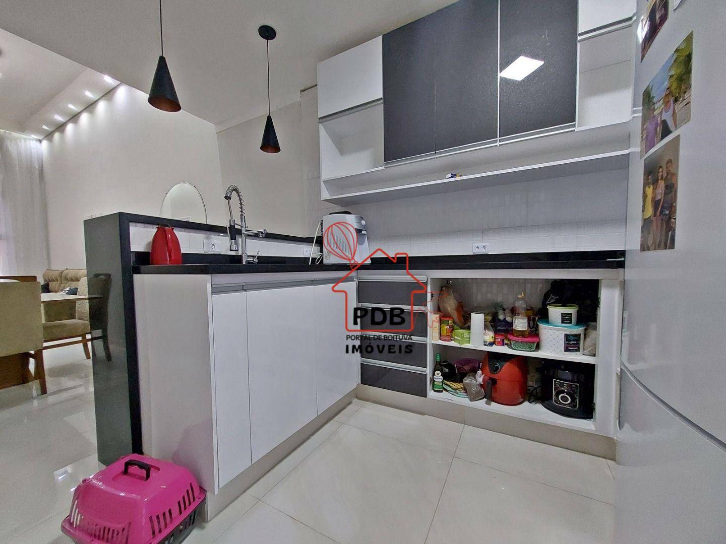 Casa à venda com 3 quartos, 182m² - Foto 18