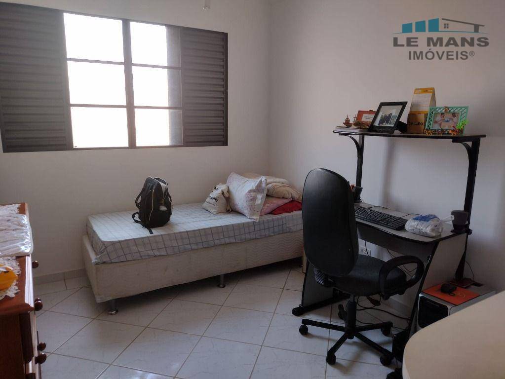 Apartamento à venda com 3 quartos, 110m² - Foto 8