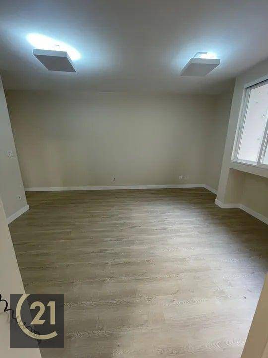 Apartamento à venda com 3 quartos, 67m² - Foto 3