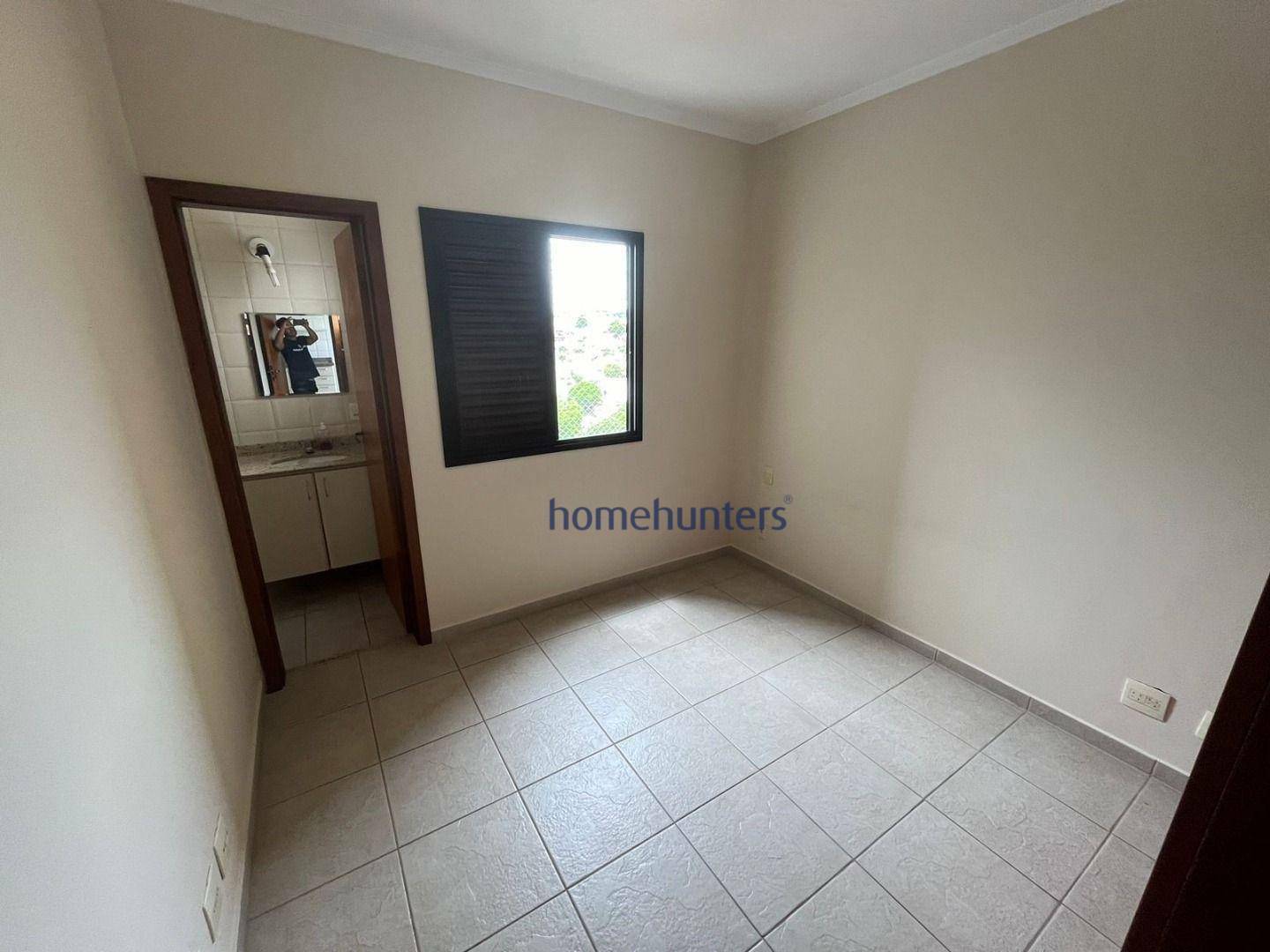 Apartamento à venda com 2 quartos, 60m² - Foto 11