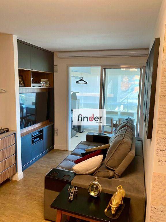 Apartamento à venda com 2 quartos, 64m² - Foto 2