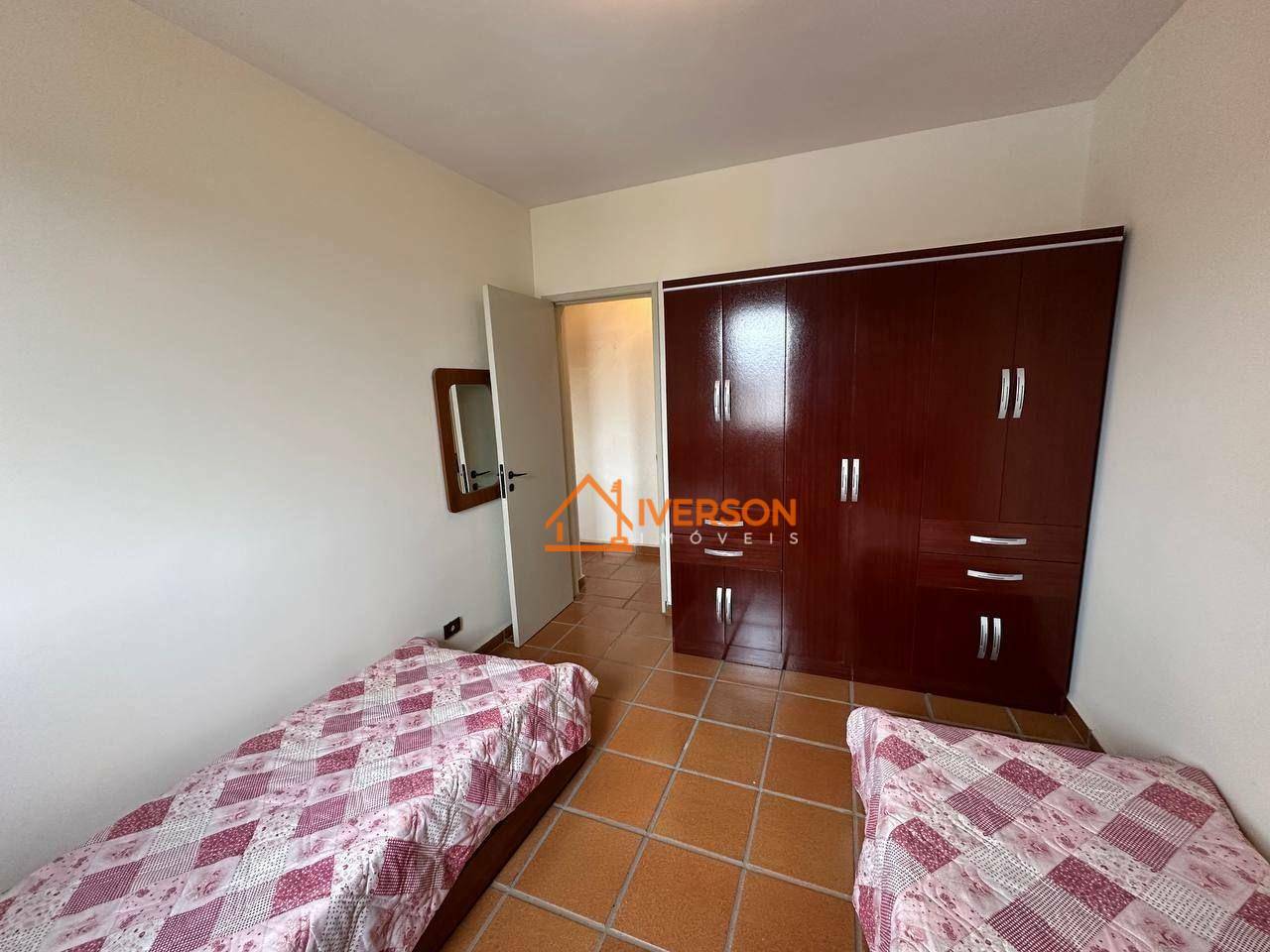 Apartamento à venda com 2 quartos, 70m² - Foto 13