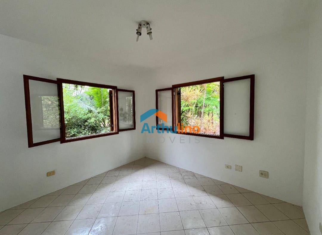 Casa de Condomínio à venda e aluguel com 4 quartos, 260m² - Foto 15