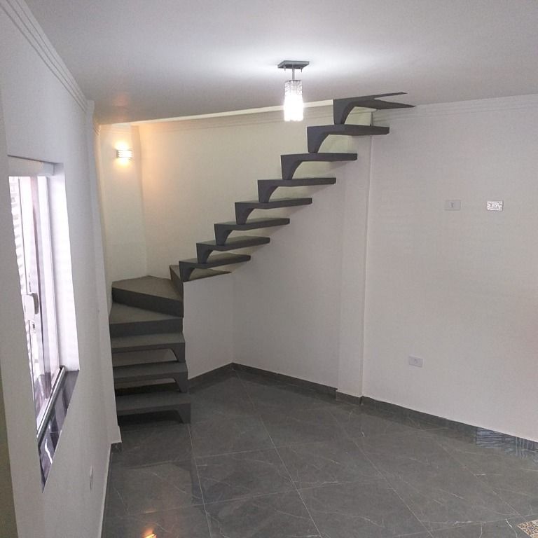 Sobrado à venda com 2 quartos, 85m² - Foto 2