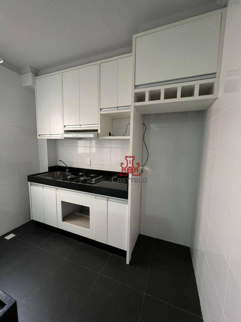 Apartamento à venda com 2 quartos, 47m² - Foto 5