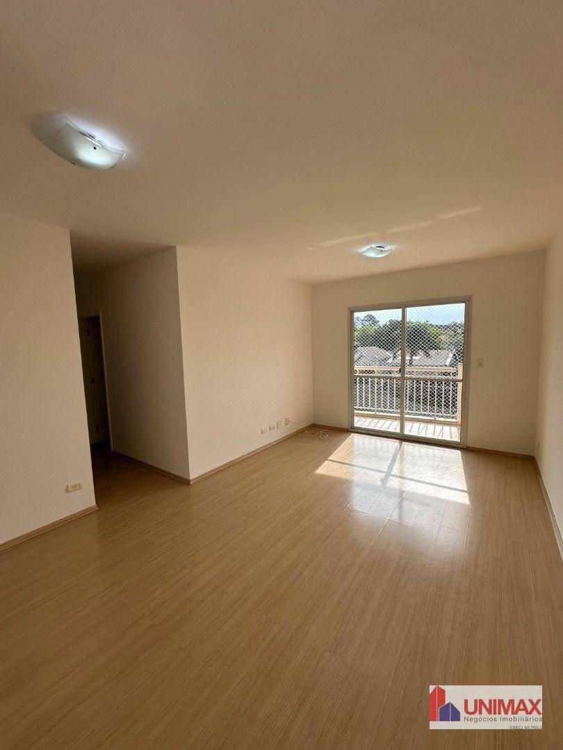 Apartamento para alugar com 3 quartos, 98m² - Foto 3