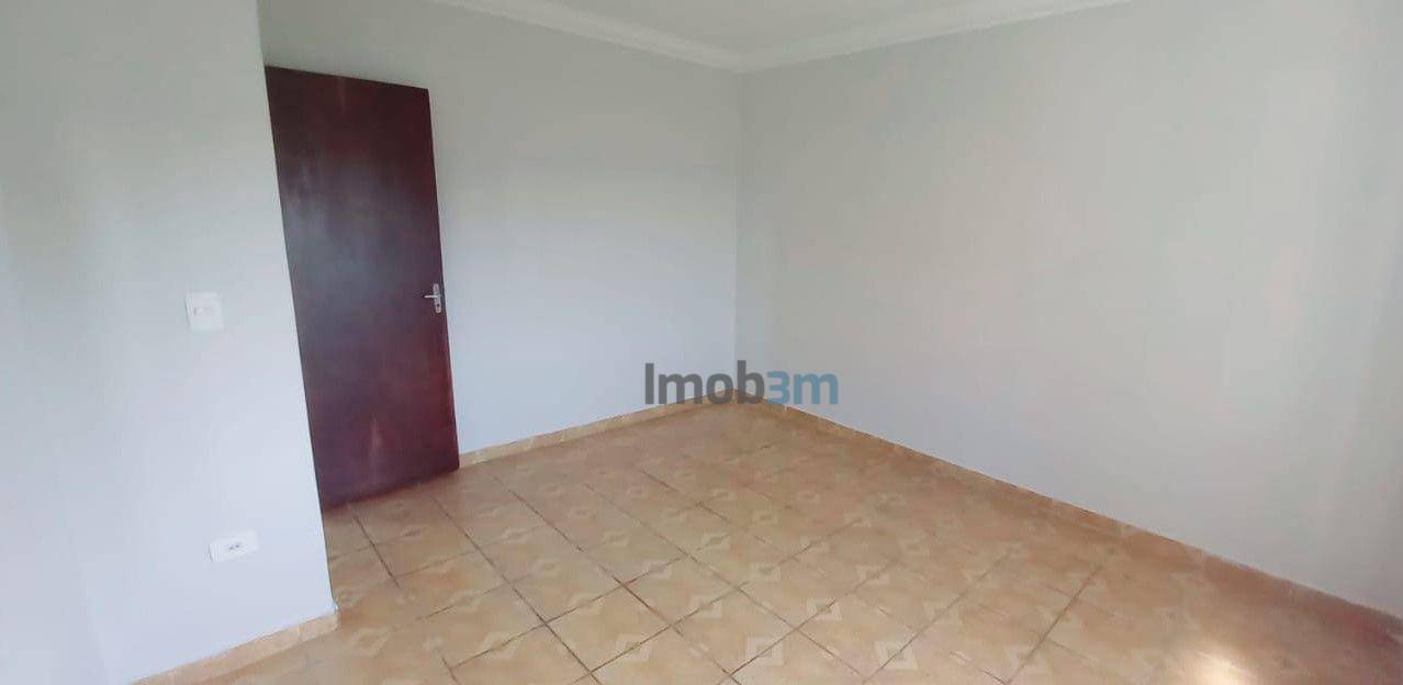 Casa para alugar com 3 quartos, 87m² - Foto 8