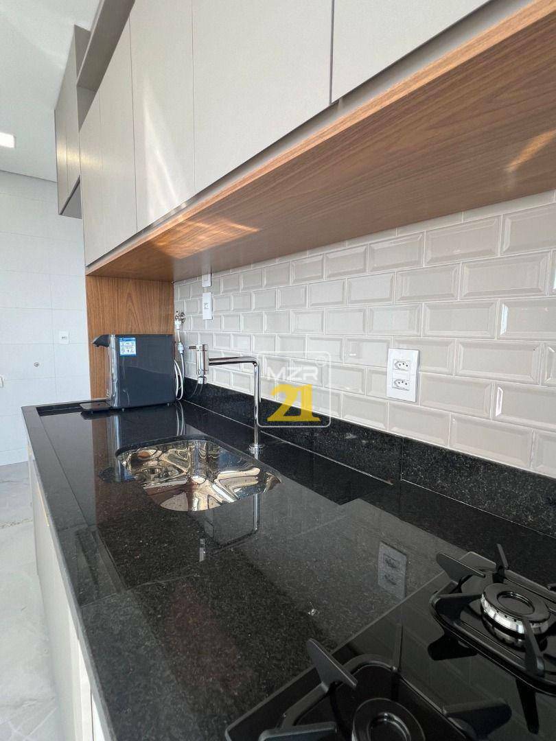 Apartamento para alugar com 3 quartos, 113m² - Foto 12