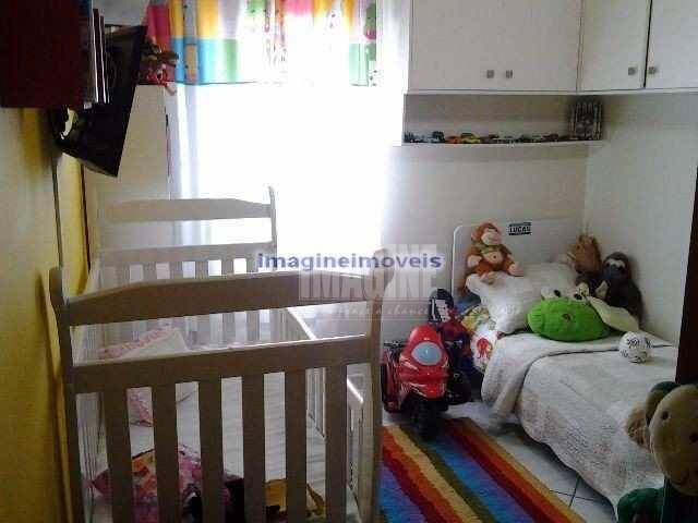 Apartamento à venda com 2 quartos, 60m² - Foto 4