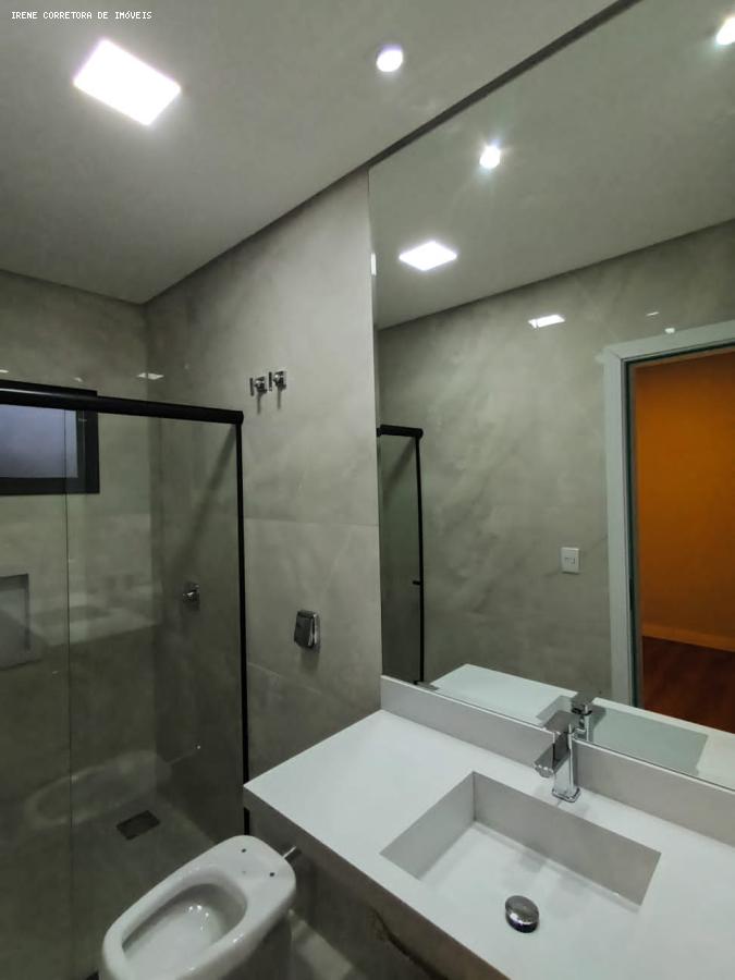 Casa à venda com 3 quartos, 360m² - Foto 21