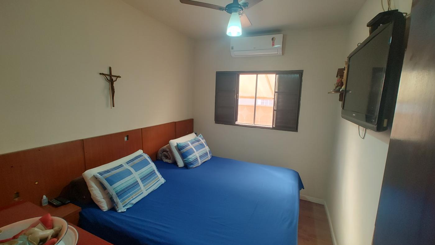 Casa à venda com 3 quartos, 400m² - Foto 16