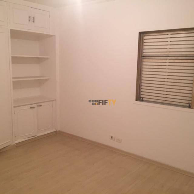 Apartamento à venda com 3 quartos, 143m² - Foto 17