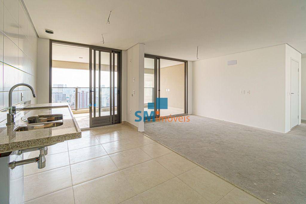 Apartamento à venda com 4 quartos, 232m² - Foto 15