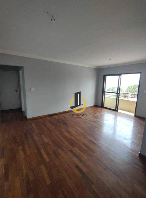 Apartamento à venda com 3 quartos, 95m² - Foto 1