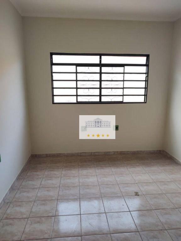 Casa à venda com 3 quartos, 199m² - Foto 11