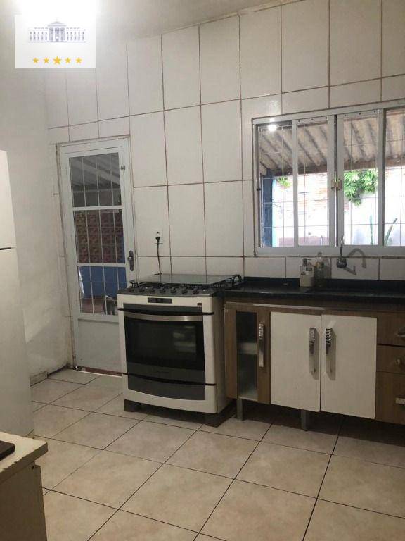 Casa à venda com 3 quartos, 1m² - Foto 21