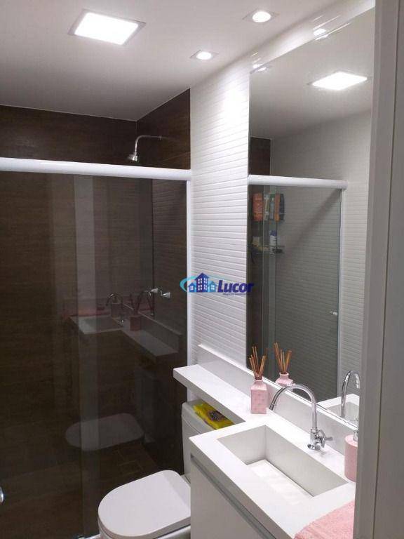 Apartamento à venda com 2 quartos, 63m² - Foto 53