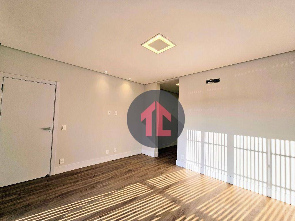 Sobrado à venda com 4 quartos, 357m² - Foto 42