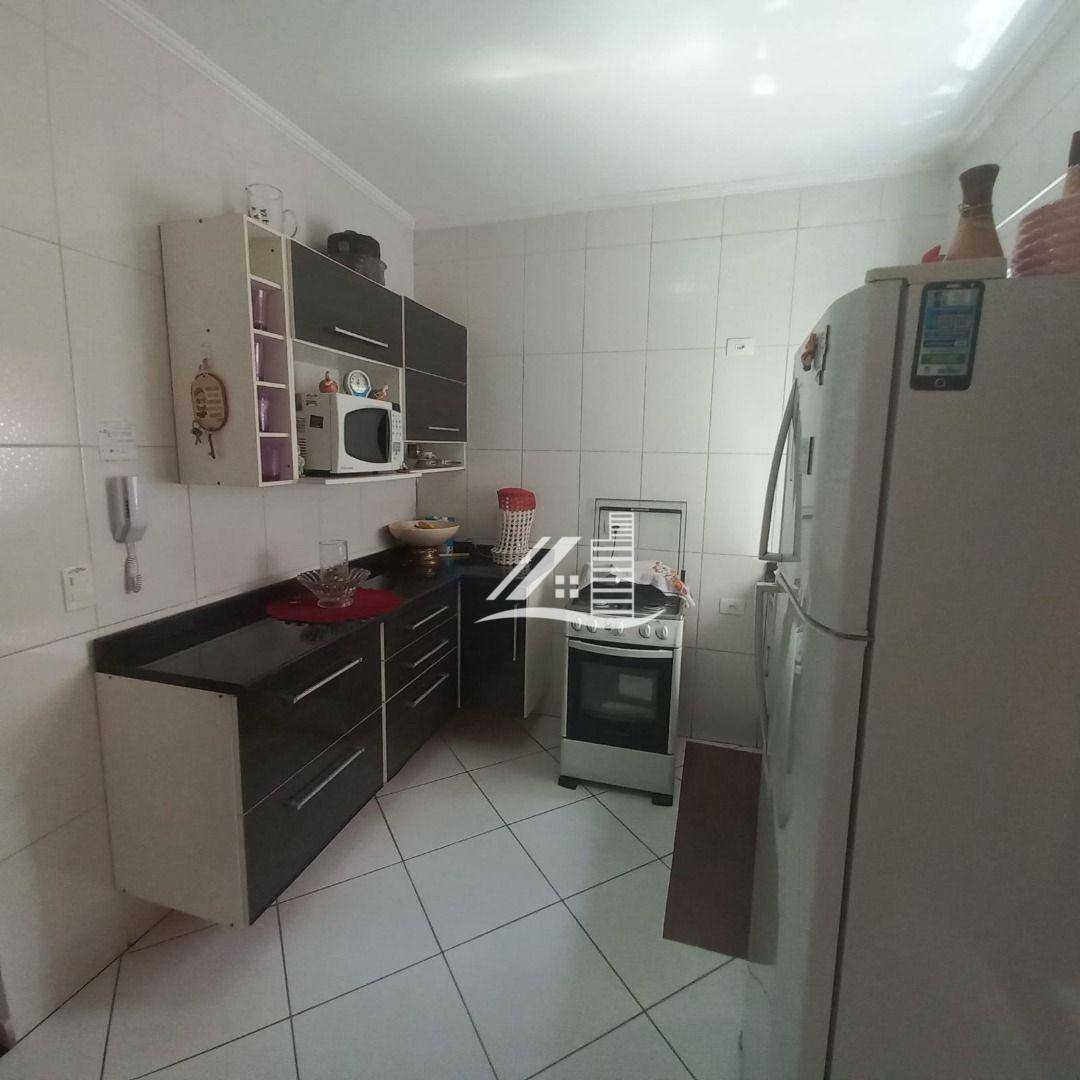 Apartamento à venda com 3 quartos, 75m² - Foto 13