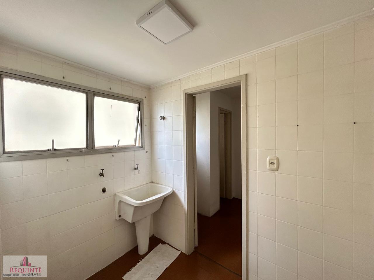 Apartamento à venda com 2 quartos, 70m² - Foto 14