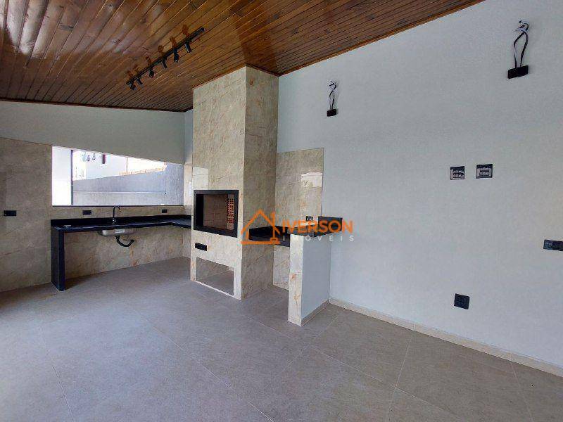 Casa à venda com 4 quartos, 184m² - Foto 26