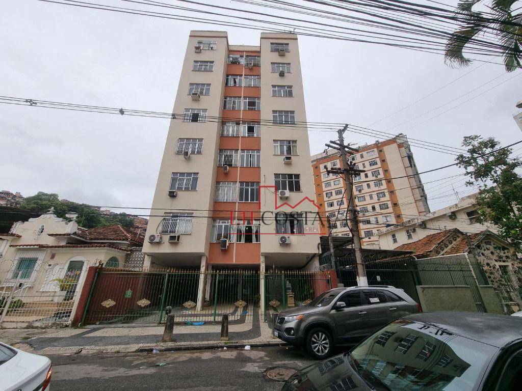 Apartamento à venda com 2 quartos, 70m² - Foto 26