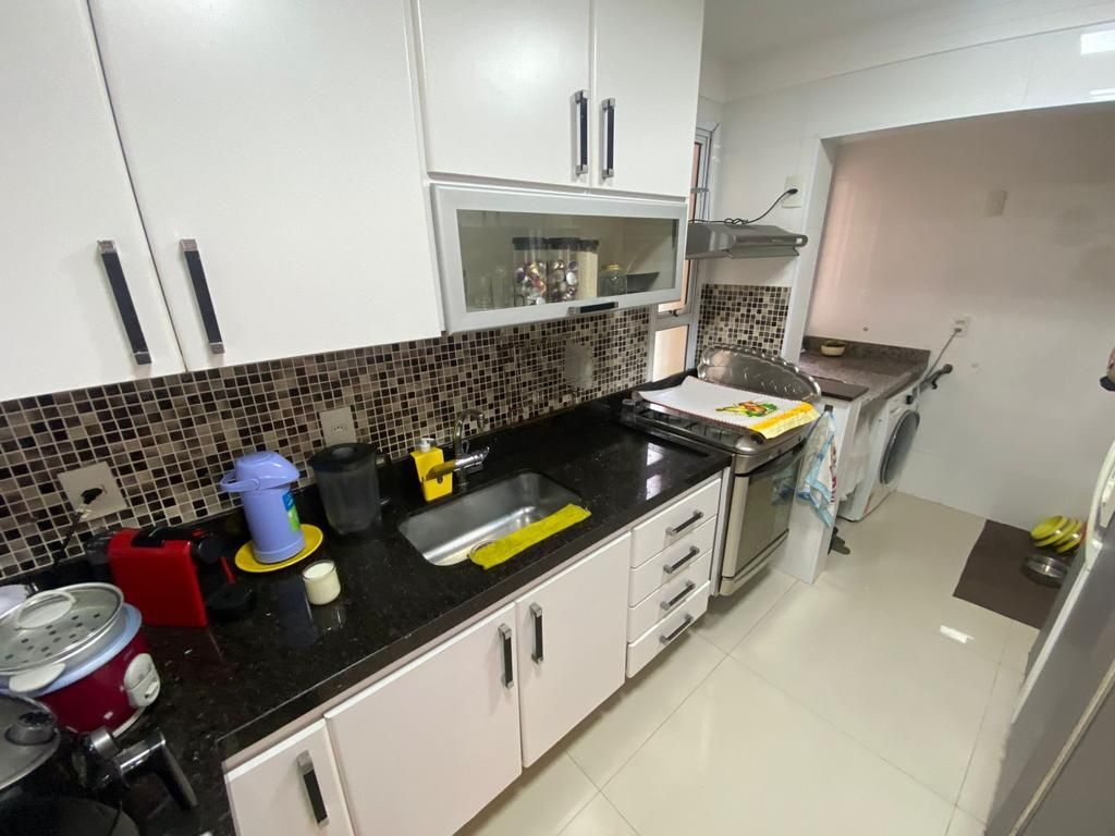 Apartamento à venda com 3 quartos, 85m² - Foto 19