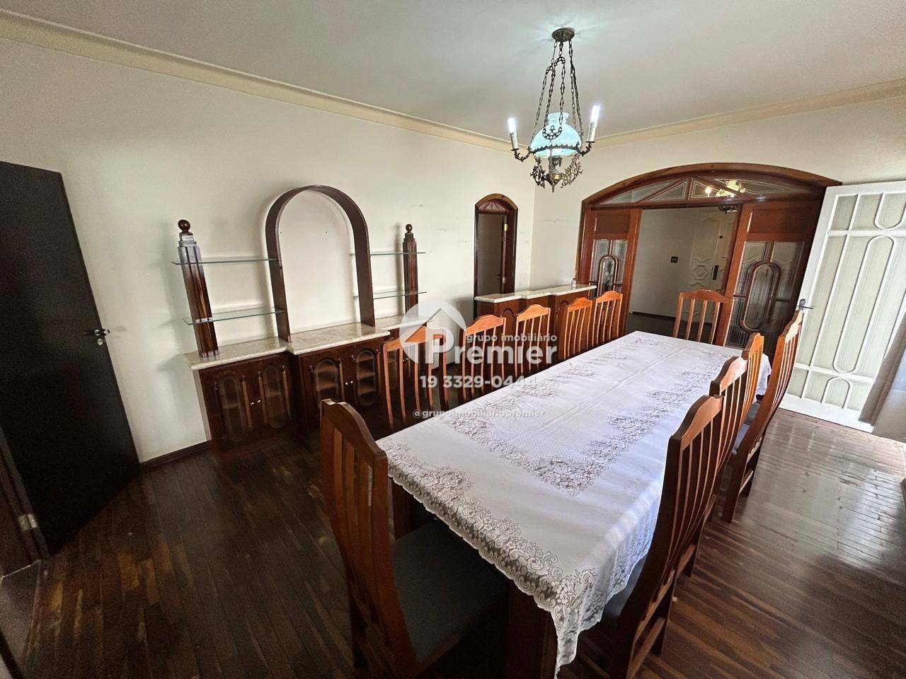 Casa para alugar com 3 quartos, 300m² - Foto 21