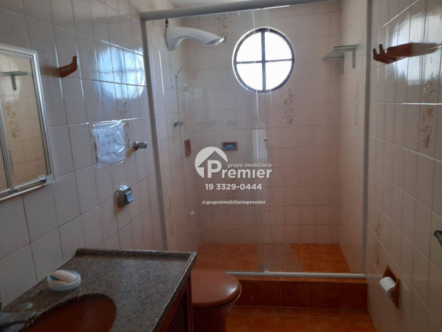 Chácara à venda com 4 quartos, 368m² - Foto 8