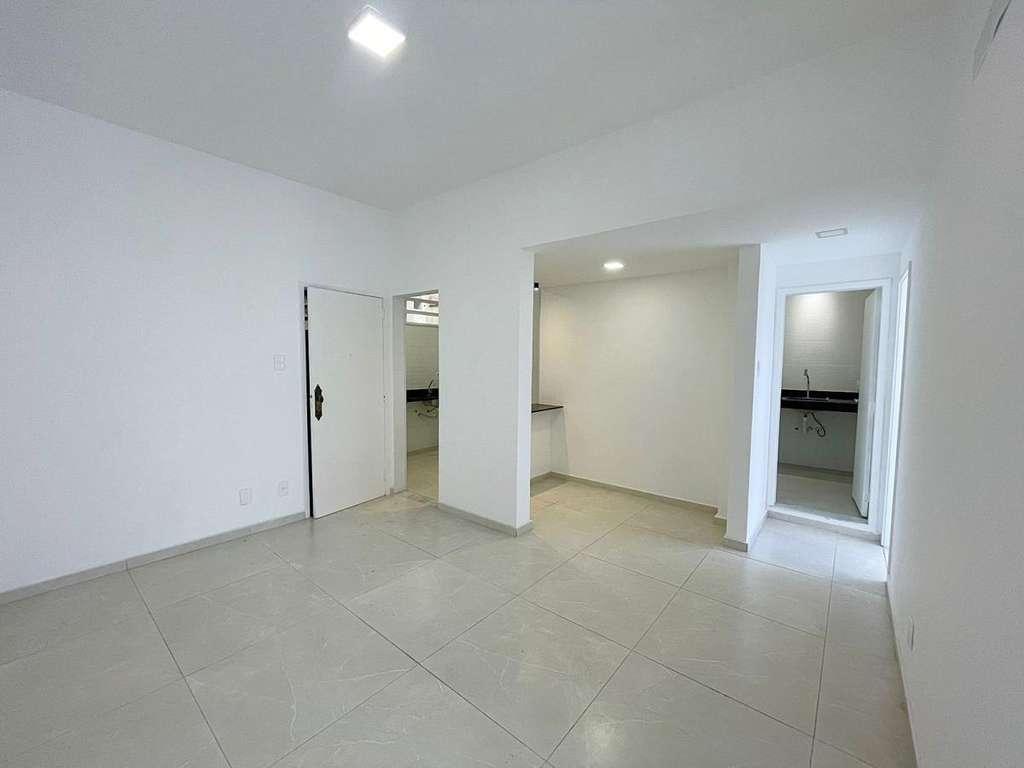 Apartamento à venda com 2 quartos, 78m² - Foto 12