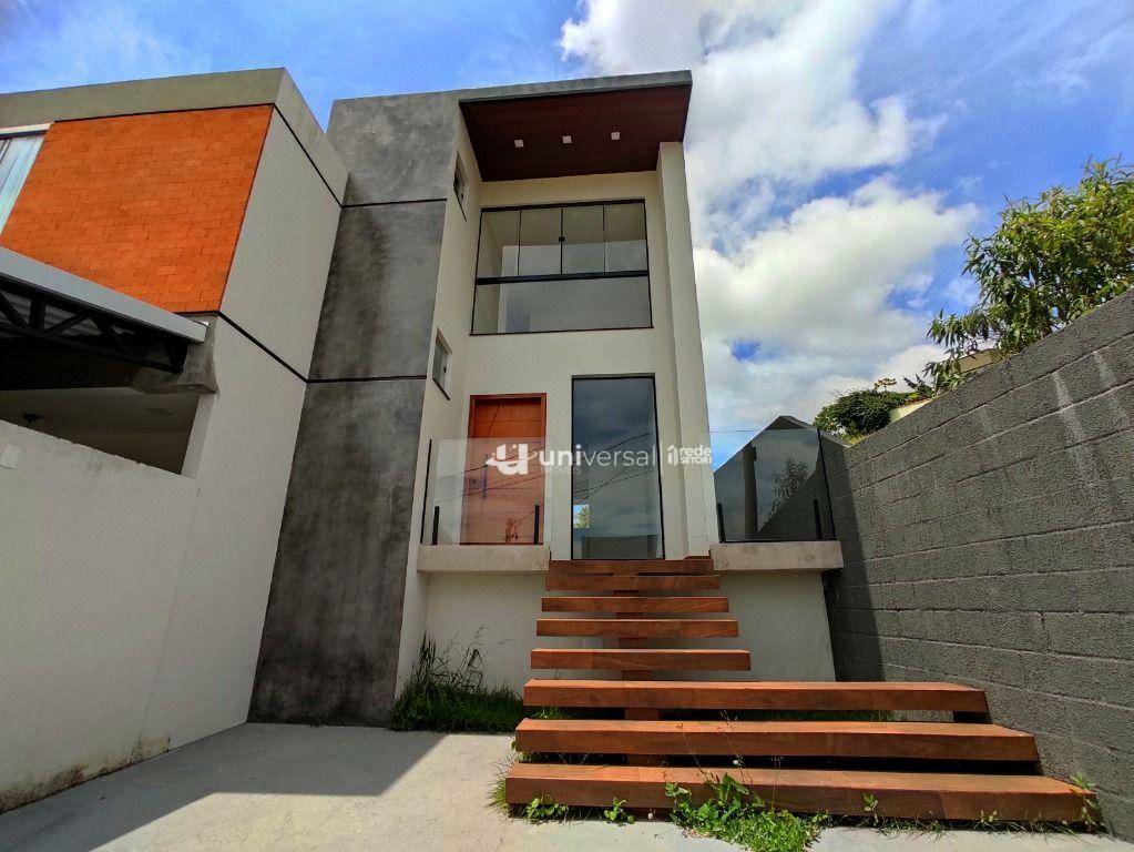 Casa à venda com 3 quartos, 150m² - Foto 1