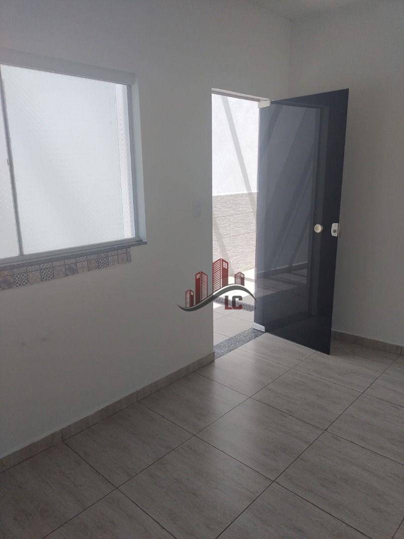 Casa à venda com 2 quartos, 130m² - Foto 12