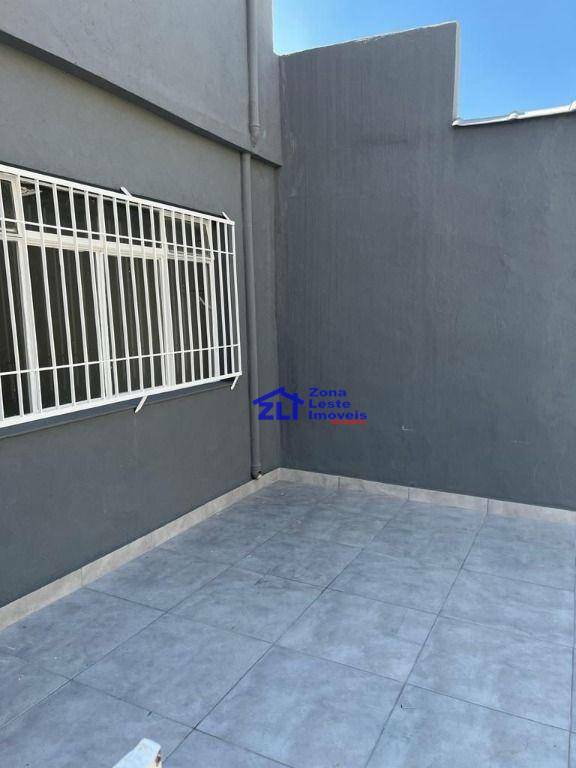 Sobrado à venda com 2 quartos, 100m² - Foto 4