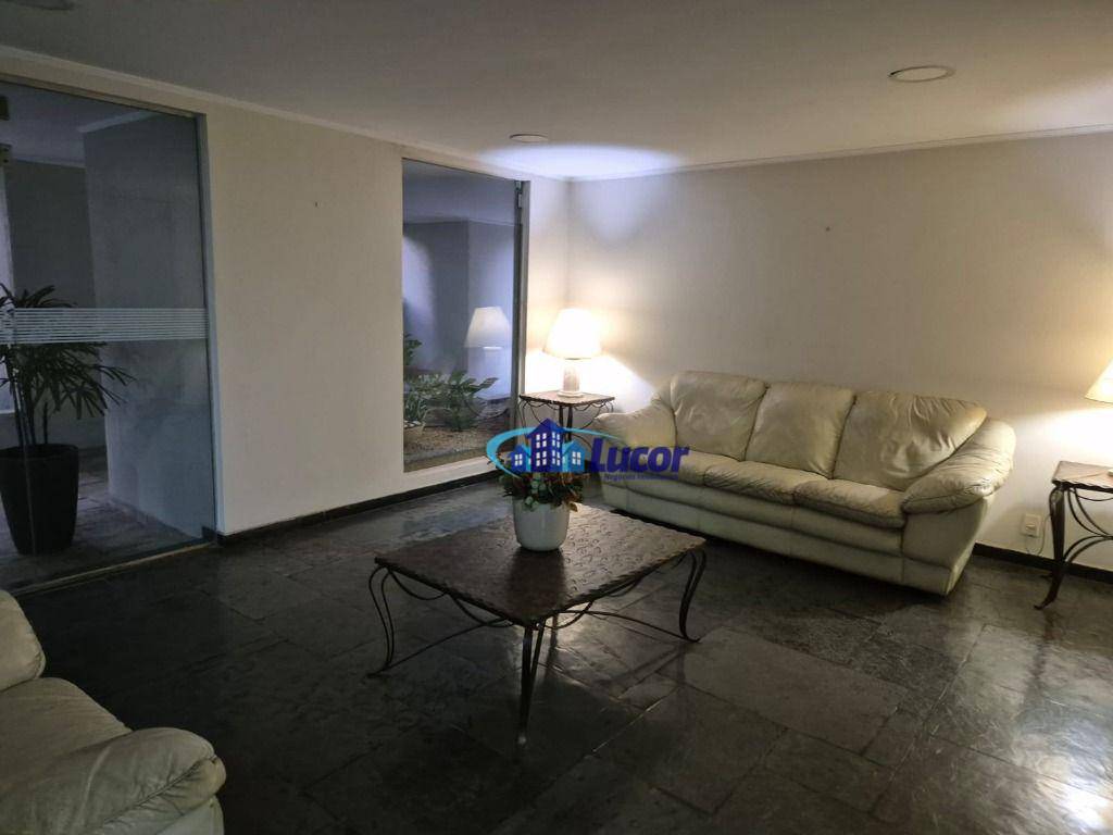 Apartamento para alugar com 3 quartos, 75m² - Foto 25