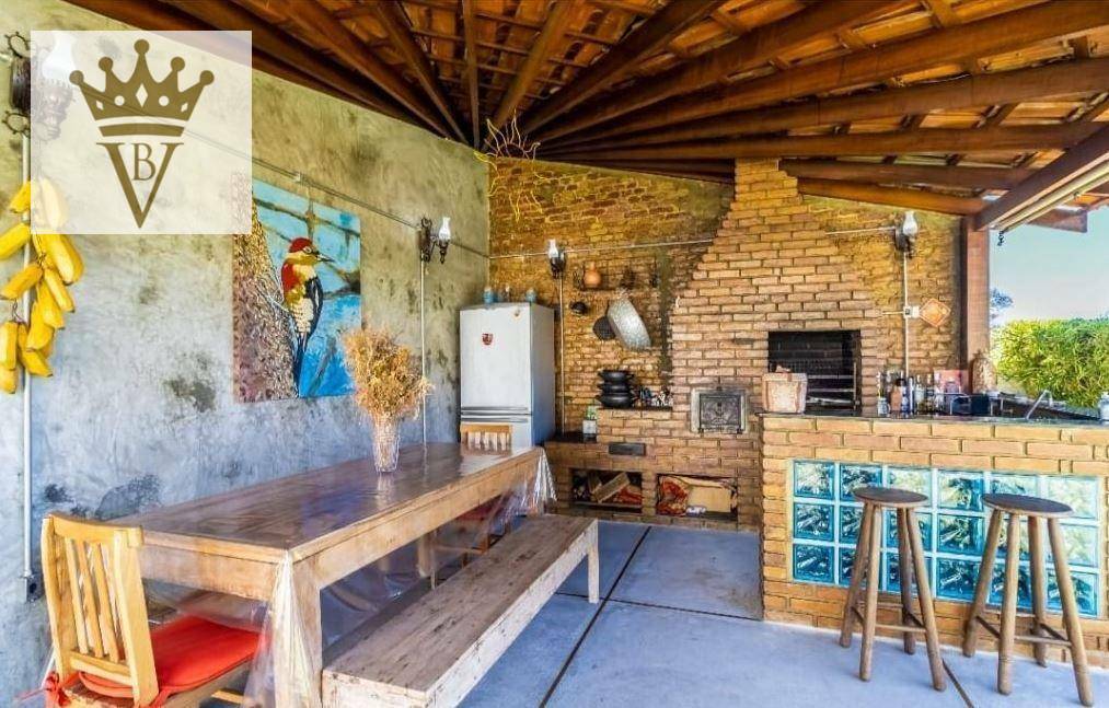 Casa à venda com 3 quartos, 380m² - Foto 5