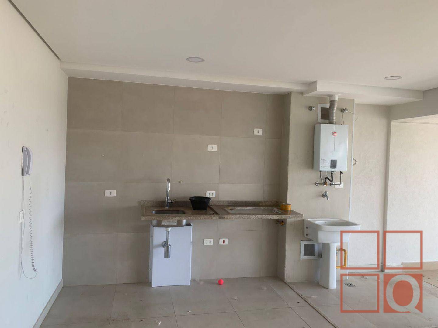 Apartamento à venda com 2 quartos, 62m² - Foto 14