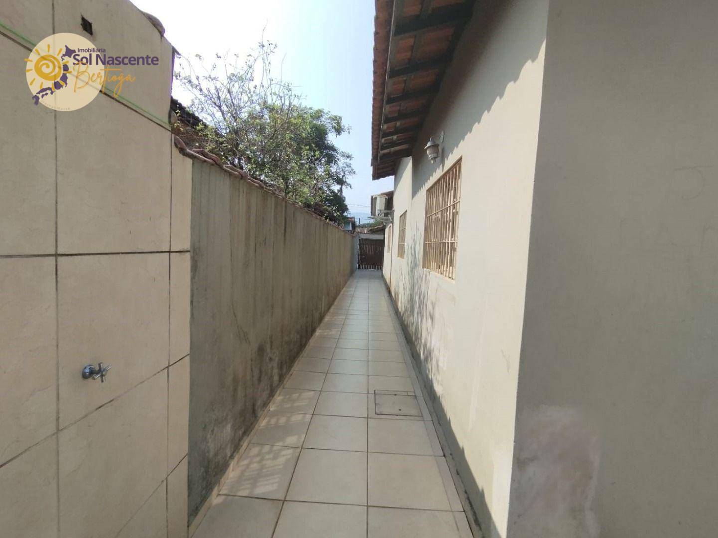 Casa à venda com 3 quartos, 137m² - Foto 16