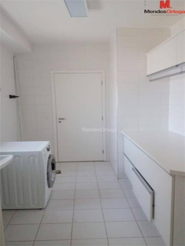 Apartamento à venda com 3 quartos, 195m² - Foto 17