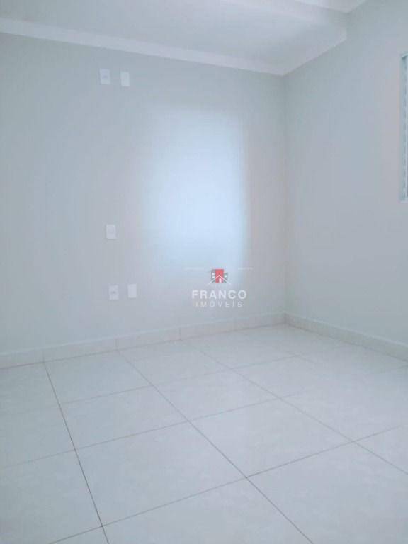 Casa para alugar com 3 quartos, 150m² - Foto 17