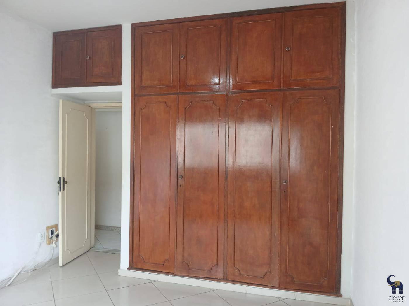 Apartamento à venda com 4 quartos, 200m² - Foto 10