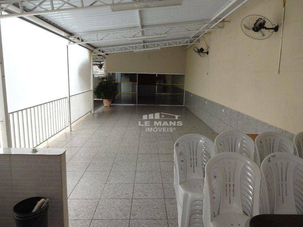 Chácara à venda com 4 quartos, 450m² - Foto 7