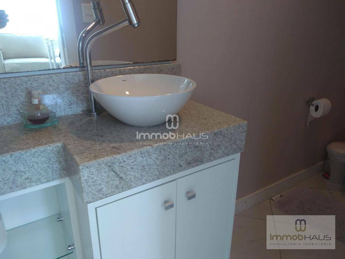 Apartamento à venda com 3 quartos, 186m² - Foto 29