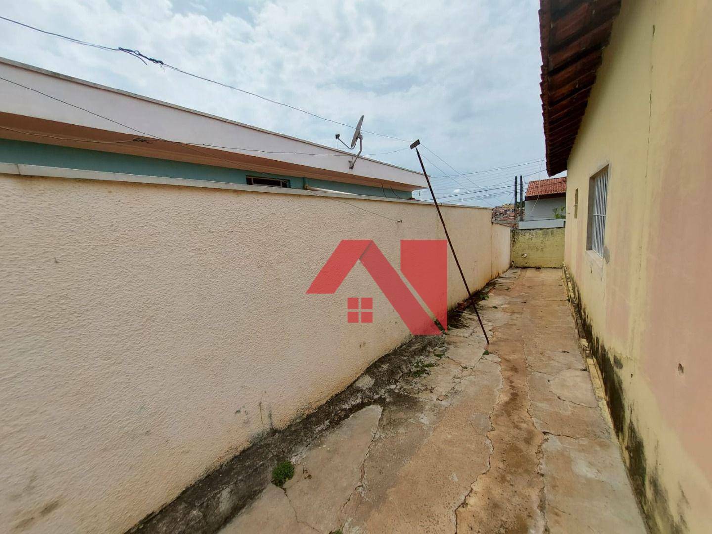 Casa à venda com 2 quartos, 127m² - Foto 4