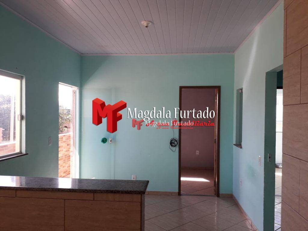 Casa à venda com 3 quartos, 37m² - Foto 4