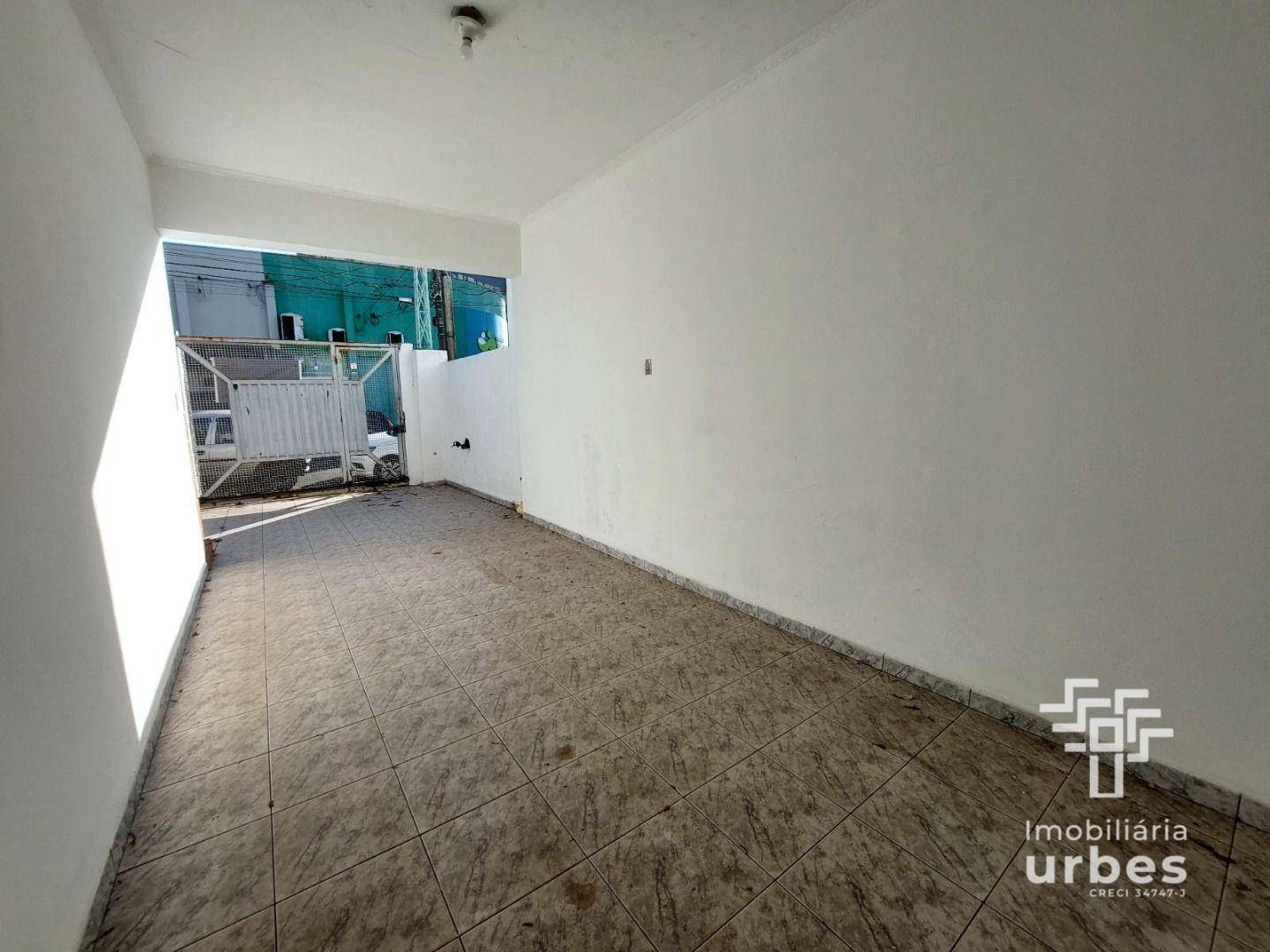 Casa para alugar com 4 quartos, 164m² - Foto 3